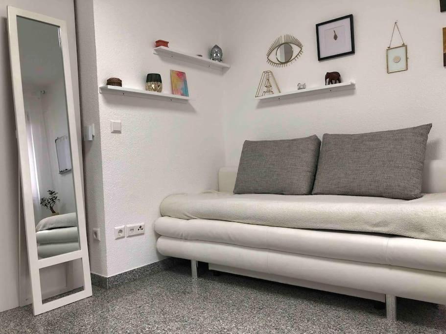 Neues Schoenes Studio, Zentral & Direkt An Der Rems Waiblingen  Exterior photo